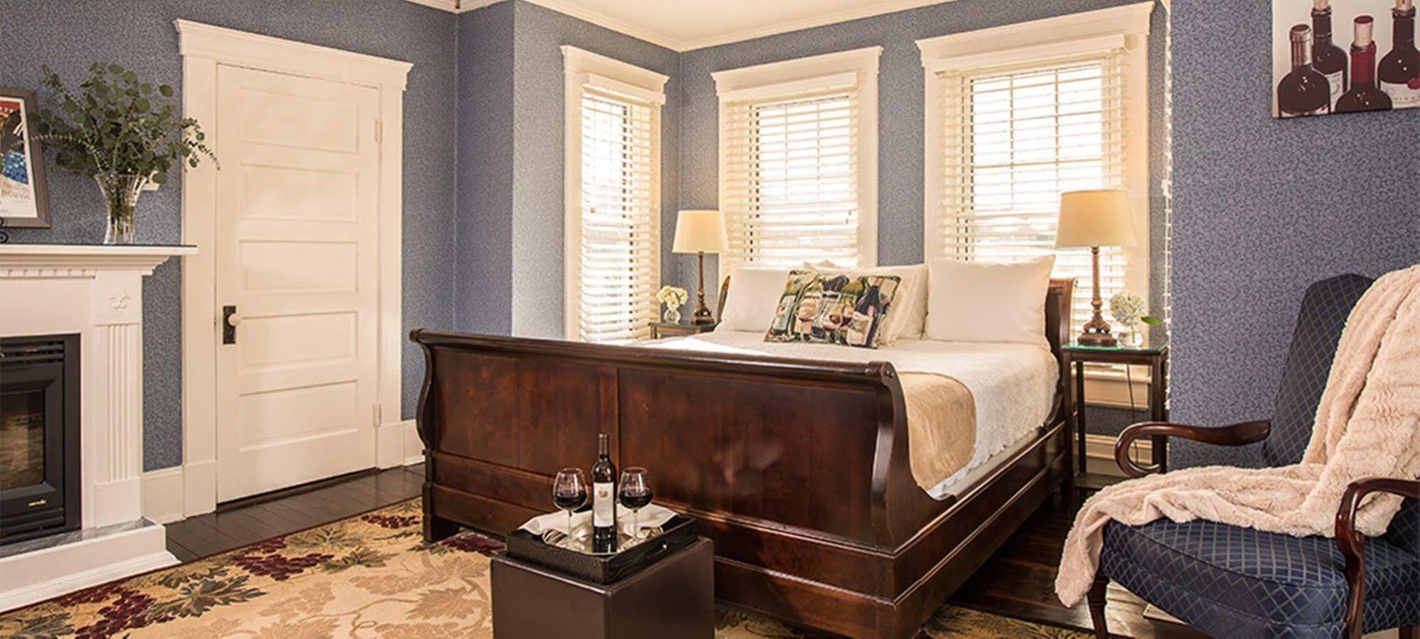Steeles Tavern Manor Bed & Breakfast Raphine Экстерьер фото